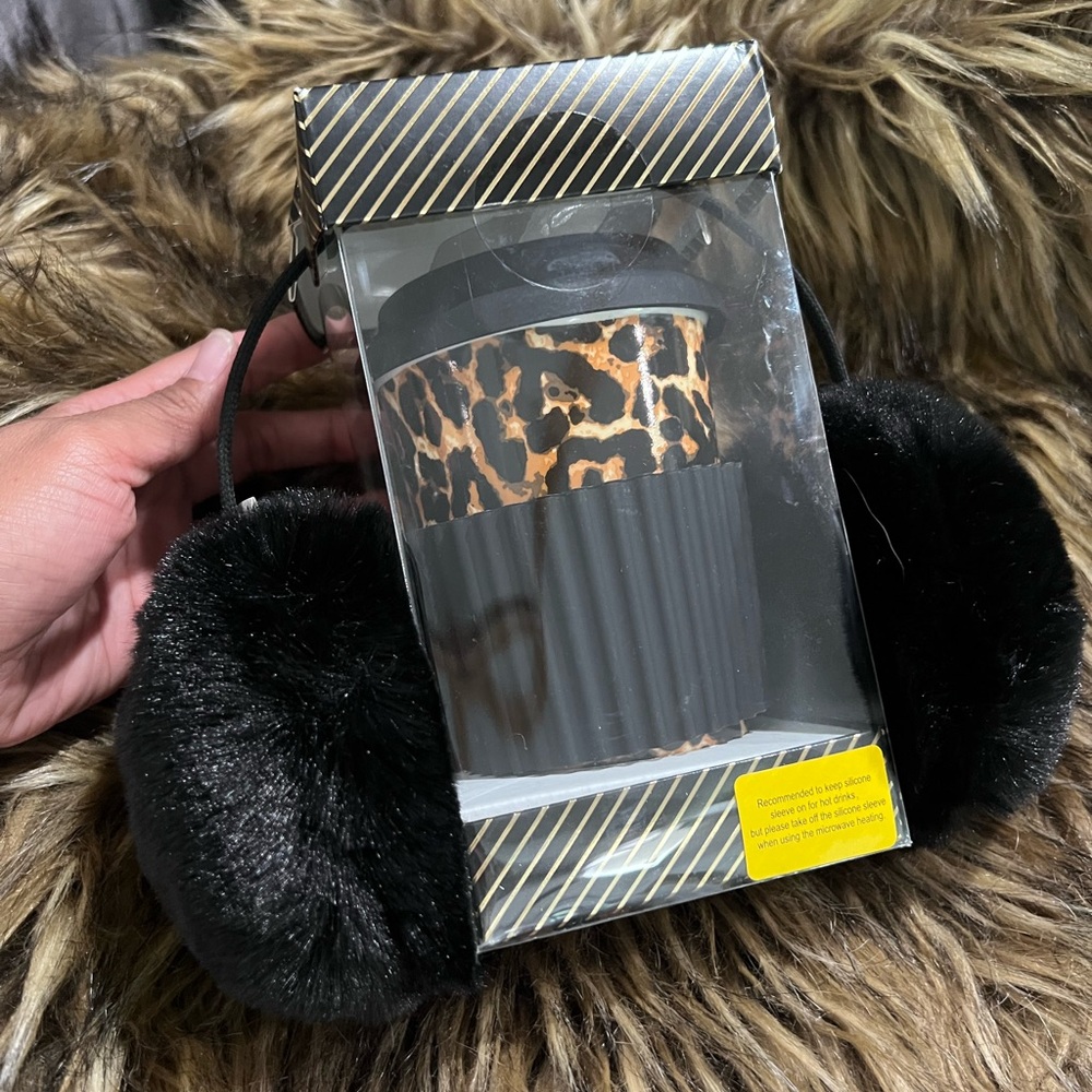 Leopard Print Mug and Black Faux Fur Earmuffs Set